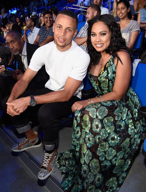 Ayesha Curry Shares Shirtless Photos Of Steph Curry On Hawaii Vacation ...