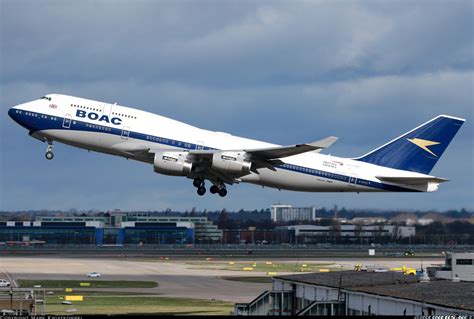 British Airways Boeing 747-436 (in BOAC livery) departing from runway ...