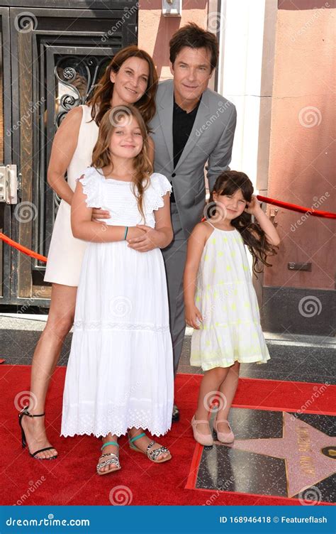 Jason Bateman, Amanda Anka & Family Editorial Stock Photo - Image of ...