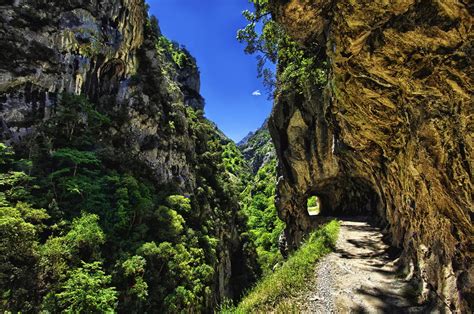 Hiking in Asturias