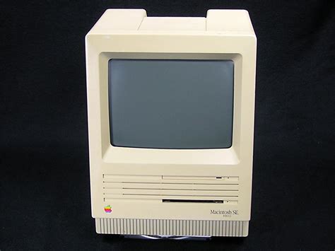 Macintosh SE – Apple Rescue of Denver