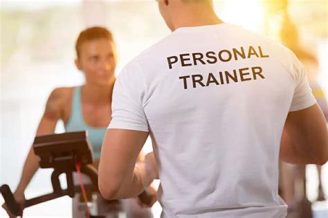 Benefits of Being A Personal Trainer - HealthStatus
