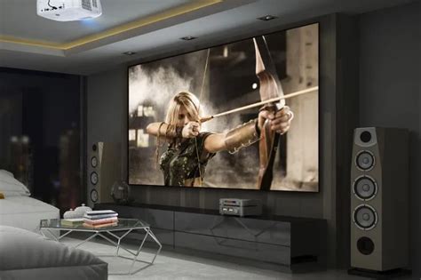 6 ADVANTAGES OF PROJECTORS FOR HOME ENTERTAINMENT