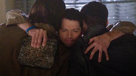 Sam, Cas & Dean #hug #Supernatural | TV, Films, Books | Pinterest