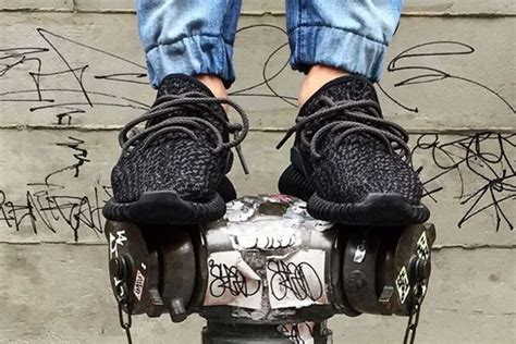 Yeezy 350 'pirate Black' Instagram Recap - Industry News