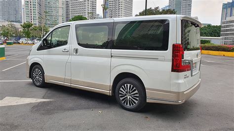 Toyota Hiace Super Grandia Elite 2020: PH Review, Specs, Price