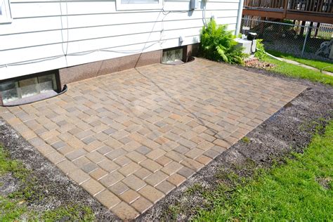 Getting Creative With Inexpensive Patio Pavers - Patio Designs