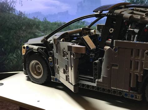 Lego Tesla Model X – Six Degrees of Freedom – Kevin Chin's Blog