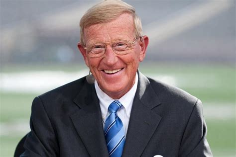 Lou Holtz offers some really good advice to fired football coaches - FootballScoop