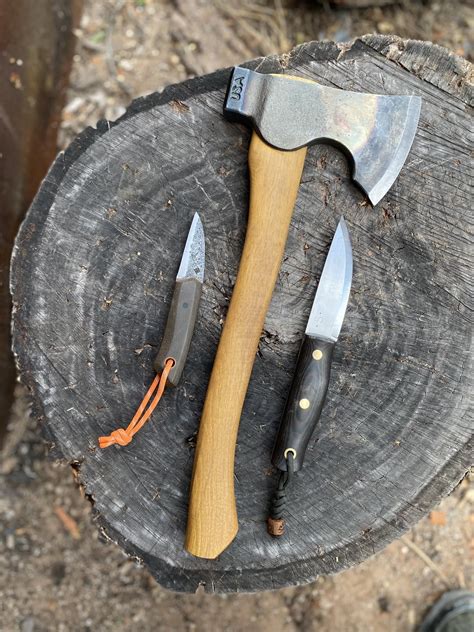 Turned a log of white pine into a double log cabin fire with this trio🔥 Happy Weekend🤠 : r/Bushcraft