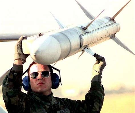 Raytheon tapped for AMRAAM missile support