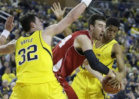 2015 Big Ten Championship Michigan vs Wisconsin Predictions