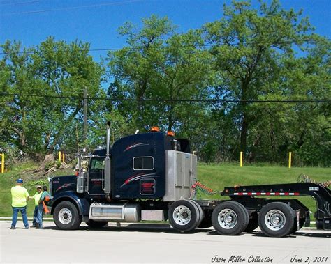 Semitrckn — Peterbilt custom 567 Heavy Haul