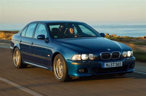 Classic Garage: BMW E39 M5 Review - Automotive Daily