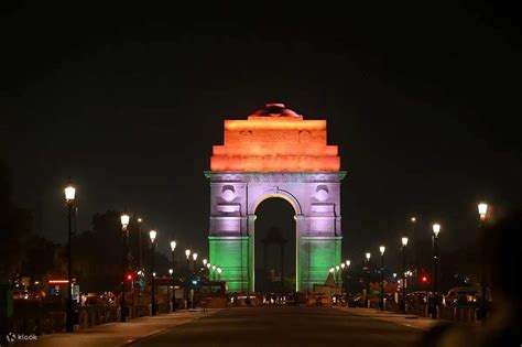 Discover the Enchanting Night View of Delhi in a 4-Hour Guided Tour ...