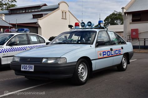 South Australia Police | Holden VN Commodore | Police cars, Police, Old ...