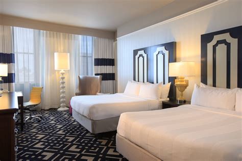 Downtown Philadelphia Hotel Rooms | Courtyard Philadelphia Downtown