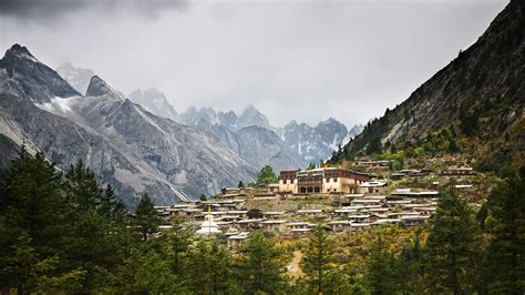 Tibetan Temple Wallpapers - Top Free Tibetan Temple Backgrounds ...