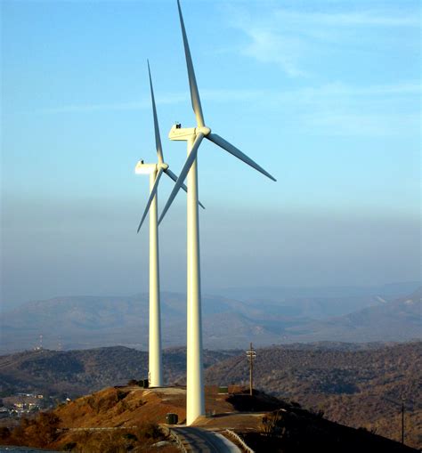 File:Guantanamo Bay windmills.jpg - Wikipedia