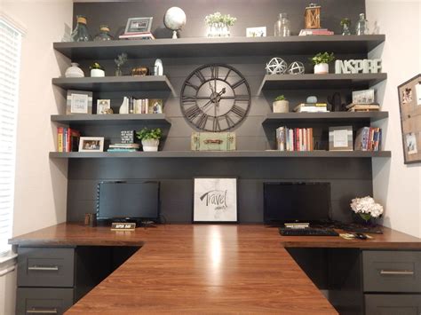 The Office: T-Shaped Desk | T shaped desk, Home office design, Office ...