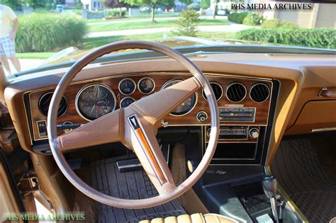 1976 Pontiac Grand Prix - interior view | Pontiac grand prix, Pontiac ...