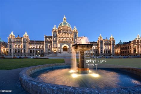 Legislative Assembly Of British Columbia High-Res Stock Photo - Getty ...