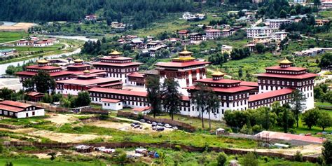 Tashi Chho Dzong (2.9 KM) – Hotel Mayto