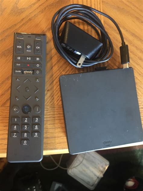 XFINITY CABLE BOX W REMOTE for Sale in Novato, CA - OfferUp