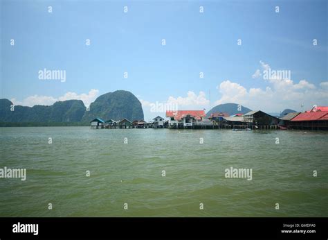 beach houses in Thailand Stock Photo - Alamy