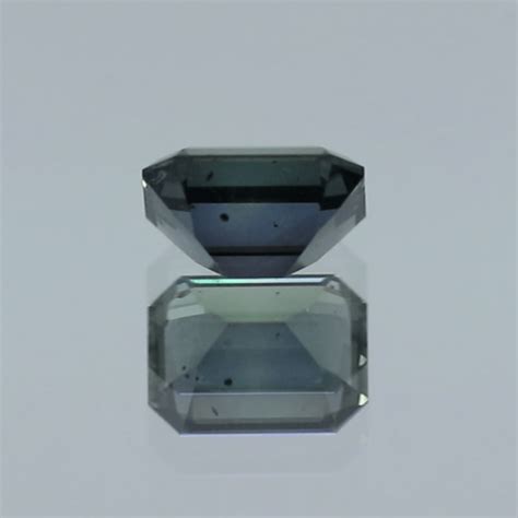 SONGEA SAPPHIRE UNIQUE MULTI-COLOR CHANGE 0.91 CARAT SAN00059