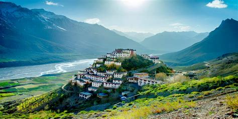 Spiti Valley Road Trip (8 Days)