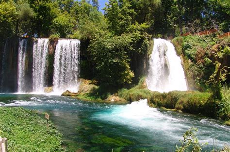 Düden Waterfall in Antalya - High Cliffs & Tufa Rocks