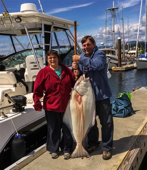 Book Powell River Fishing Charters