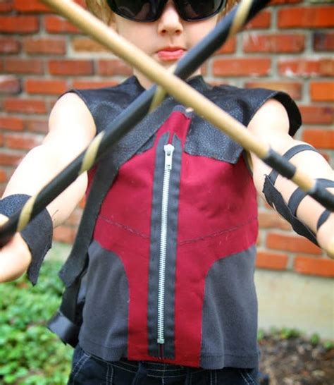 16 DIY Avengers Costumes for Halloween - Best Avengers Endgame Costume ...