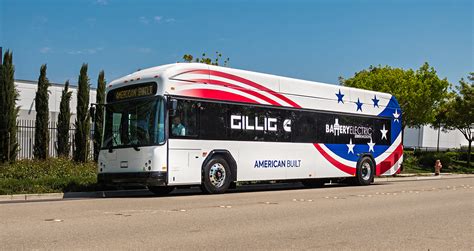 GILLIGバッテリー電気バスが発表 | Cummins Inc.