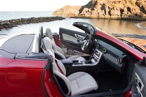 2012 Mercedes-Benz SLK – interior | The Detroit Bureau