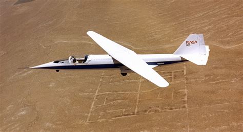 NASA AD-1 experimental oblique wing aircraft from 1979 : r/WeirdWings