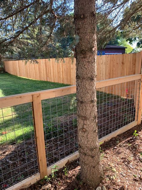 Fence with Cattle Panel 4x4 6 Gauge Wire - Chuck's Fence