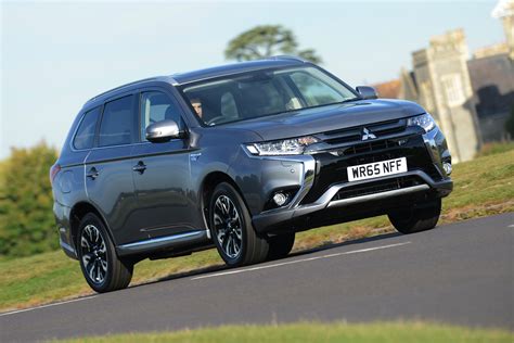 Mitsubishi Outlander PHEV Owner Reviews: MPG, Problems & Reliability ...