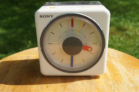 Vintage SONY Dream Machine Alarm Clock Radio Cube ICF C10W AM/FM TAIWAN | eBay | Radio alarm ...