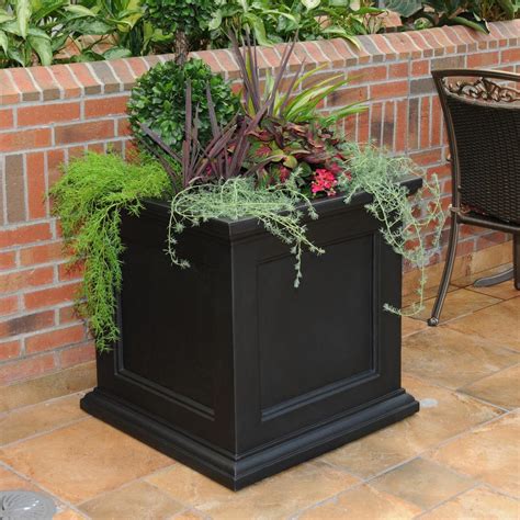 Mayne Fairfield 28 in. Black Plastic Square Planter-8800-B - The Home Depot