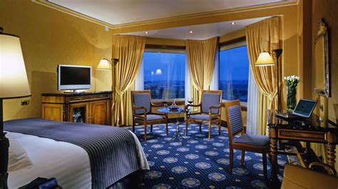 Fiumicino Airport Hotels in Rome | Rome Marriott Park Hotel