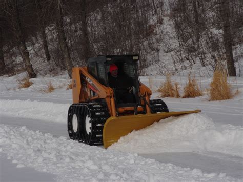 Over The Tire Tracks For Skid Steer Loaders | Right Track Systems Int.