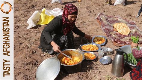 EASY AND TASTY POTATO STEW | AFGHANISTAN VILLAGE FOOD BAMYAN - YouTube