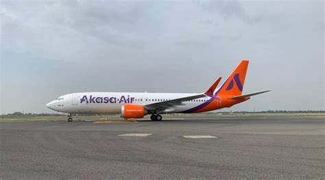 Akasa Air’s first Boeing aircraft lands at IGI airport | Business News ...