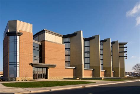 Indiana Wesleyan University Chapel and Auditorium - Architizer