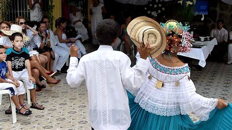 Panama Children performing traditional dance - YouTube