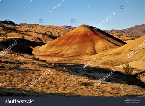 Painted Hills National Monument Sunrise Stock Photo 1135626629 ...