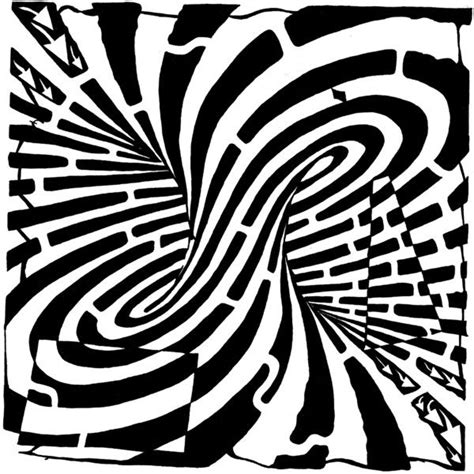 Mazes that are optical illusions and real works of art. Maze entrances ...