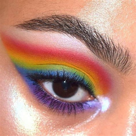 Rainbow discovered by knsc on We Heart It Makeup Eye Looks, Eye Makeup Art, Makeup Geek, Cute ...